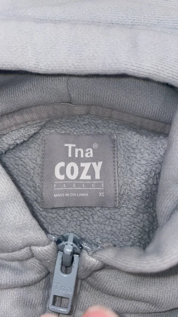 Aritzia TNA blue cropped zip up - Image 2
