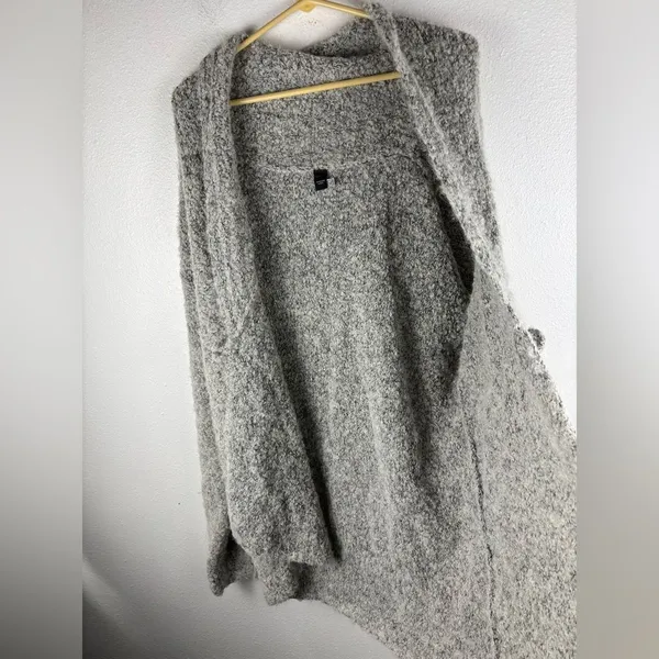 Tey Art Inc Gray‎ Cardigan XL Alpaca Wool Blend Fuzzy Sweater Handmade in Peru - Image 7
