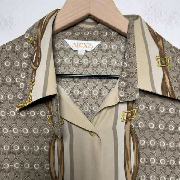 Alexis Women Blouse Small Taupe Equestrian Chain Scarf Print Button Down Classic - Image 4