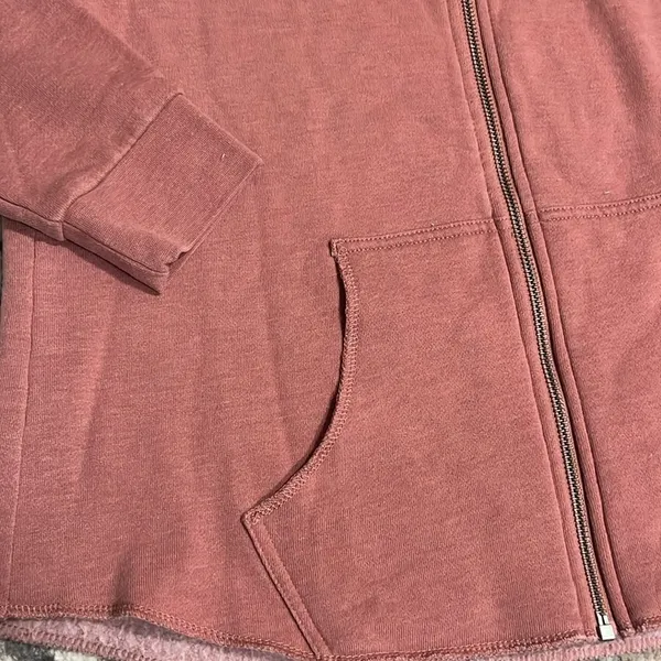 walk in love. Women’s‎ Pink Fleece Do Not Worry Wildflower Zip Up Hoodie Small - Image 6