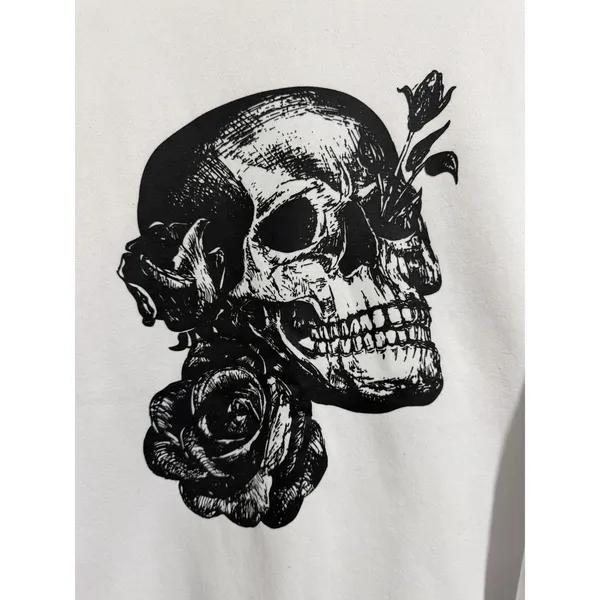 Buff Bunny Collection Sweatshirt Floral Skull Graphic White Size Medium - Image 8
