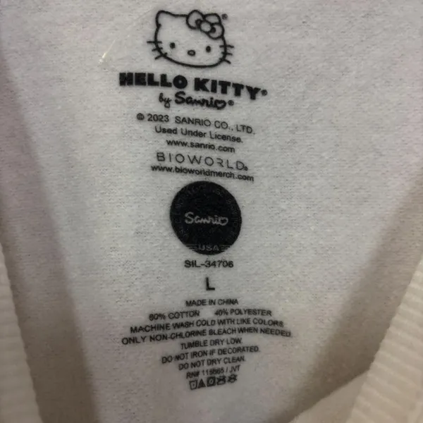 Hello Kitty Kawaii Festival Sanrio Puroland Anime Crewneck L - Image 4