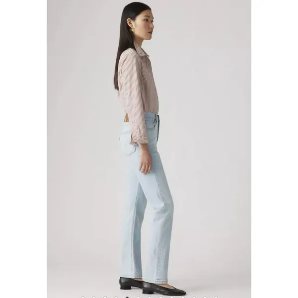 Levi's 28x30 Premium 501 Original Fit Women's Jeans Wow Me Over Light Wash - Image 3