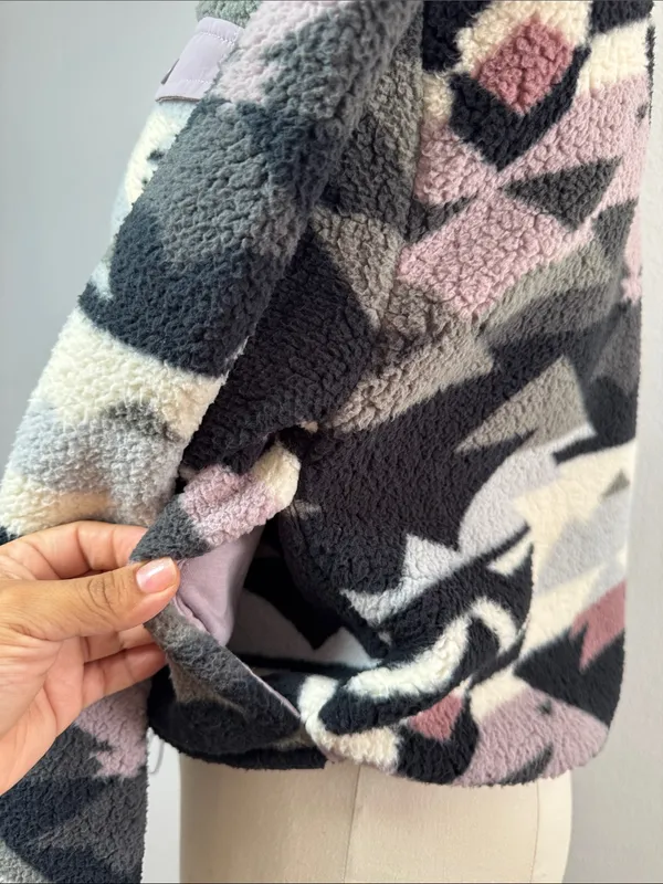 Aeropostale Geometric Sherpa Half-Zip Pullover - Image 4
