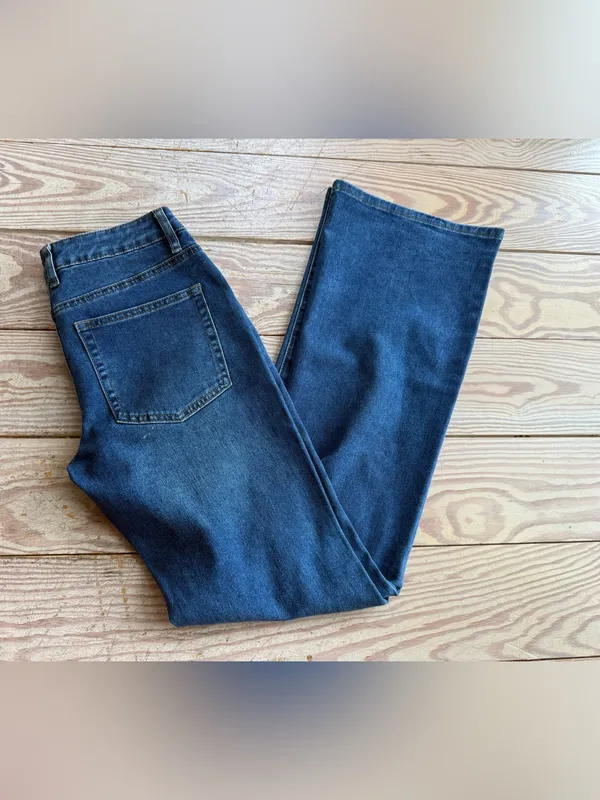 Edikted Flare Jeans size m nwt - Image 5