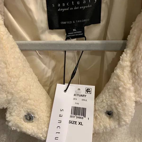 Sanctuary NWT Sherpa Jacket. Size: XL. Satin lined. - Image 2