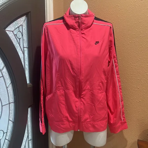 Nike pink full zip jacket - Image 3
