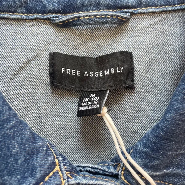 Free Assembly Womens Cropped Denim Jacket Medium Wash Blue Size M - Image 6