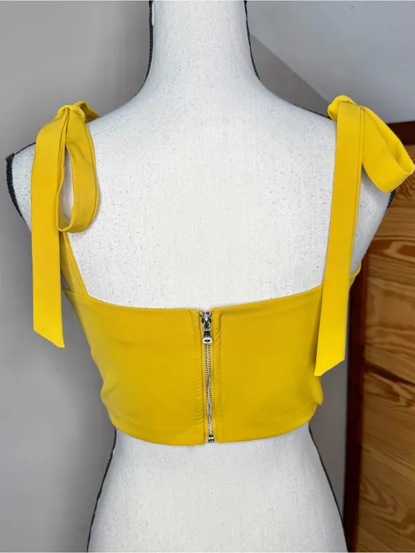 Tiger Mist Kinsley Crop Top Medium M Yellow Gold Square Neck Tie Bow Sleeveless - Image 3