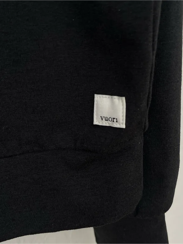 Vuori funnel neck pullover sweater charcoal black small - Image 5