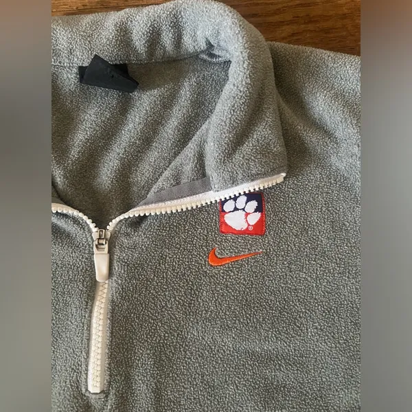 Nike Woman’s Clemson Embroidered Grey Quarter Zip Polyester Pullover Size Medium - Image 2