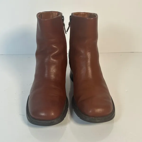 Timberland 62318 Brown Leather Side Zip‎ Ankle Boots Block Heel Womens 6.5 M - Image 2