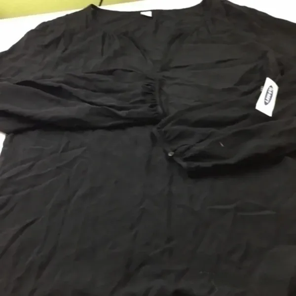 old navy ladies blouse M - Image 10