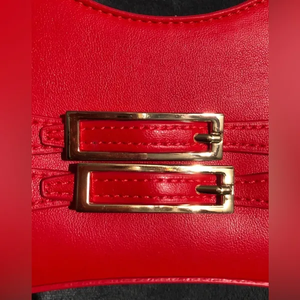 AKIRA Vibrant Red Shoulder Bag - Image 6