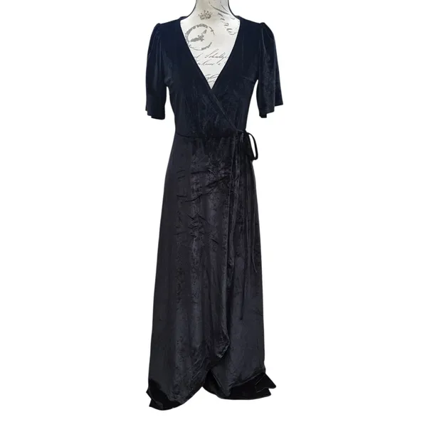 Baltic Born NWOT Katelyn Velvet Maxi‎ Dress Black Wrap Flutter Sleeve Gown XS - Image 2