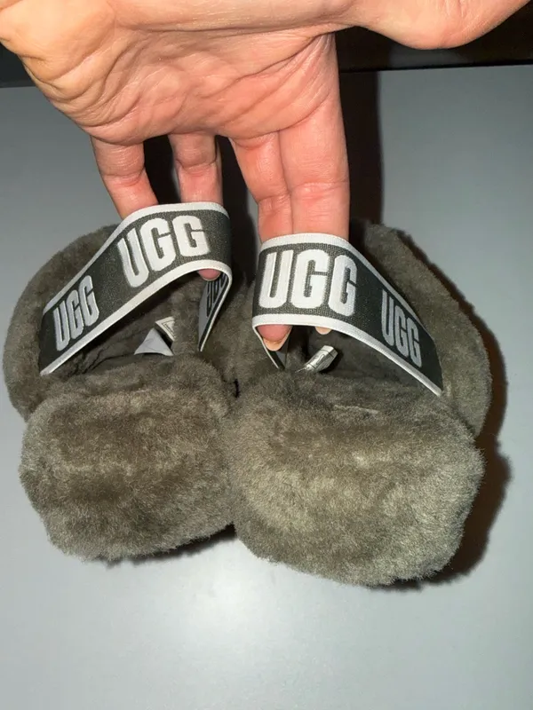UGG fluff yeah slides size 8 - Image 5