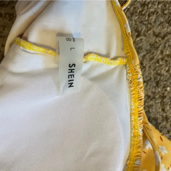 SheIn Floral one piece swimsuit - Image 3