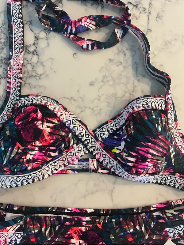 VICTORIA'S SECRET PINK Embroidered Halter Bikini Top Tropical Medium new - Image 2