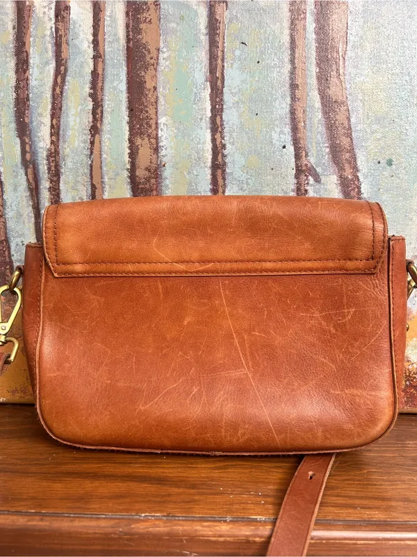 Madewell Transport Flap Shoulder Bag English Saddle leather crossbody - Image 3