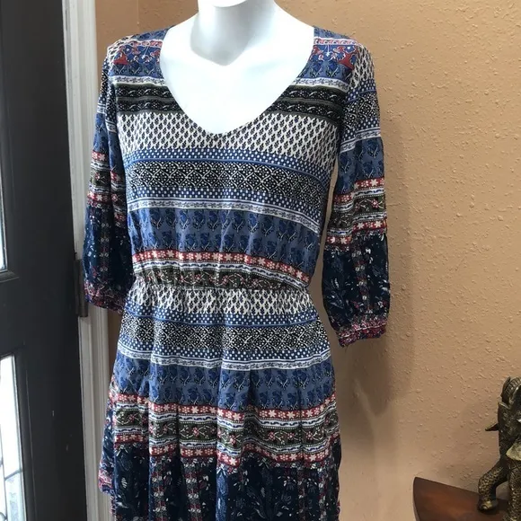 Hollister open back 3/4 sleeve short dress - Image 2