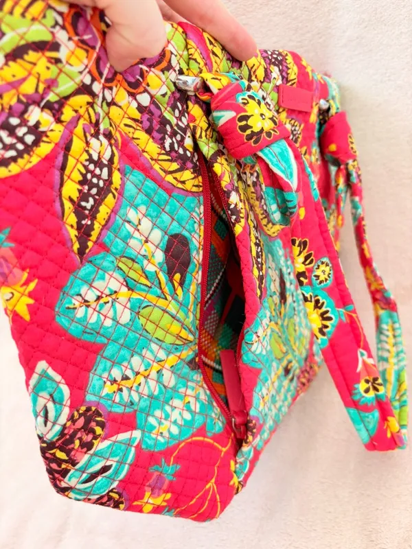 Vera Bradley Hadley East West Rumba Red Leafy Floral Large Zip Tote Shoulder Bag - Image 3