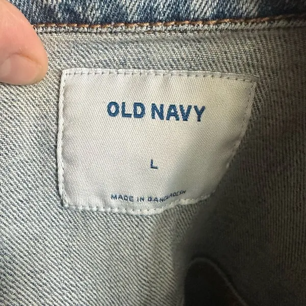 Old Navy distressed elevated basics minimalist L denim jacket - Image 3