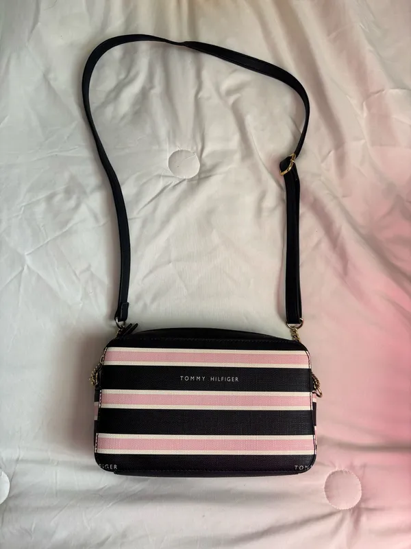 Tommy Hilfiger Pink Crossbody Purse - Image 8