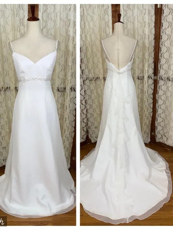 Beautiful Vintage Y2K Galina Chiffon Wedding Gown - Image 2