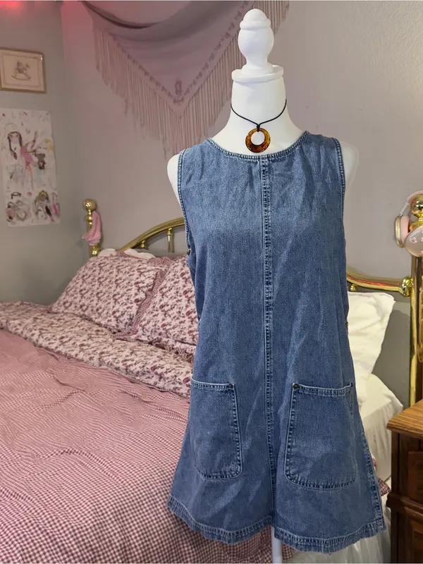 Vintage Sleeveless Blue Denim Pocket Shift Dress - Image 6