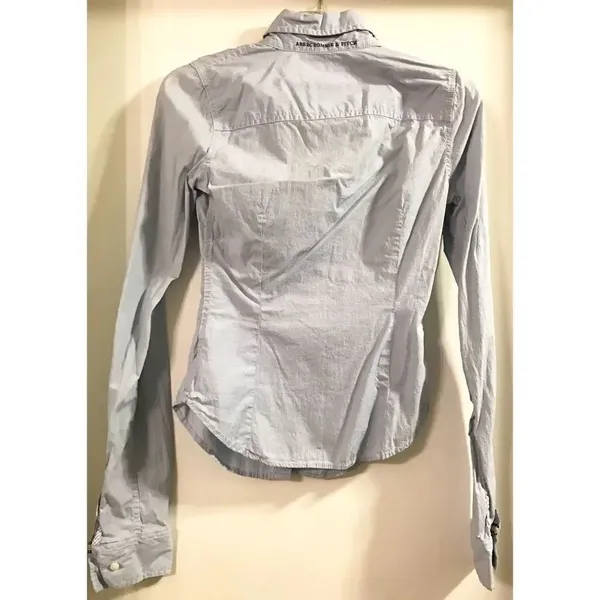 ✨A&F Button Up Shirt✨ - Image 4