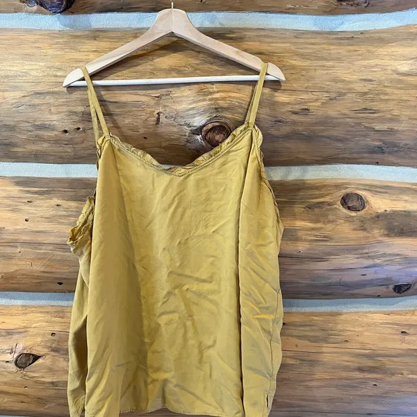 Old Navy Ruffled Mustard Tank Top - Image 2