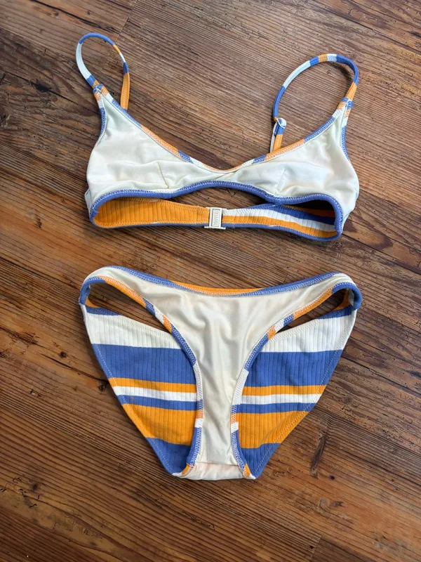 Triangl Bikini - Image 4
