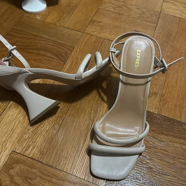 Express Chunky Heels - Image 6