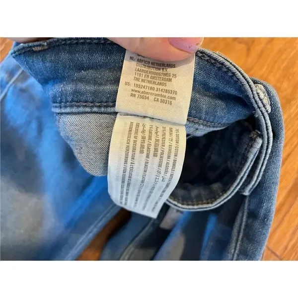 Abercrombie & Fitch Simone high rise jean leggings medium wash 25 - Image 7
