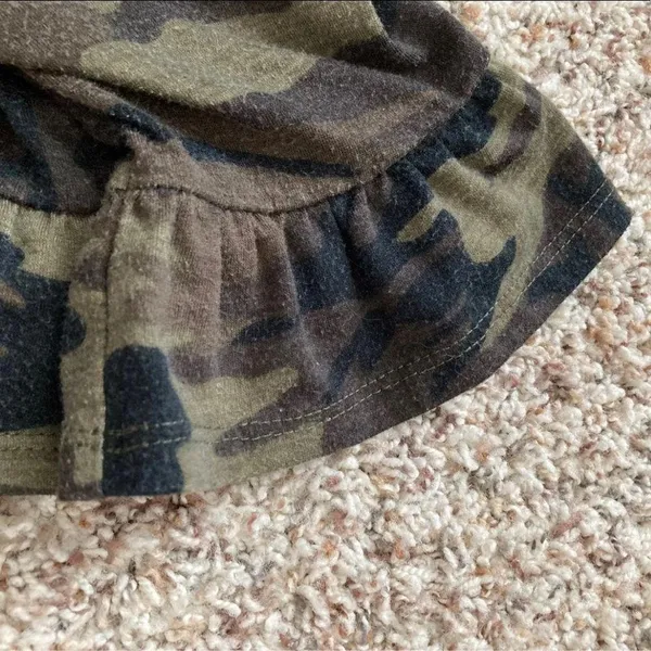 Womens camo top - Image 3