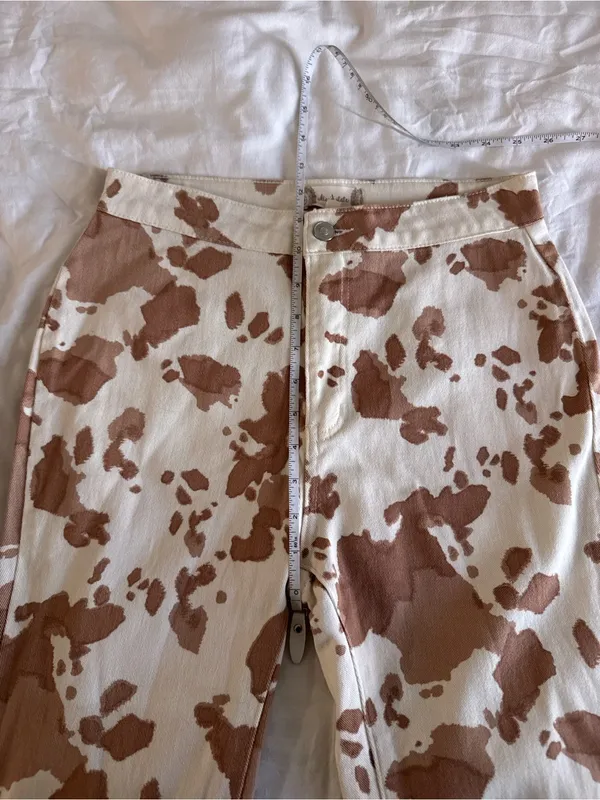Cream & Brown Cowprint Fringe Flare Jeans Medium 28 in western boho festival - Image 10
