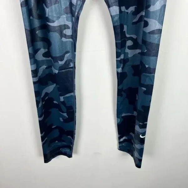 NWT One Dri-Fit Foiled Camo Print Leggings Thunder Blue Size Small S NEW - Image 4