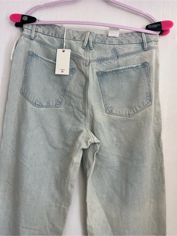 Good American Pale Blue Ripped Boyfriend Jeans - Image 8