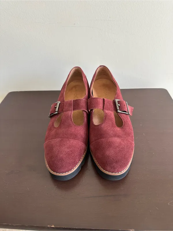Vionic Women's Carmen T-Strap Loafer Suede Port Wine Size 6 - Image 3