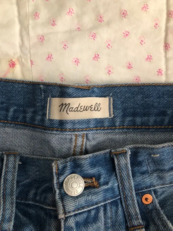 Madewell Denim Shorts Relaxed Raw Hem - Image 3