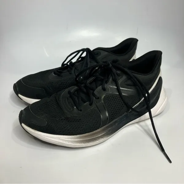 Lululemon blissfeel running Shoes sneakers women's size 9.5 black white athletic - Image 4