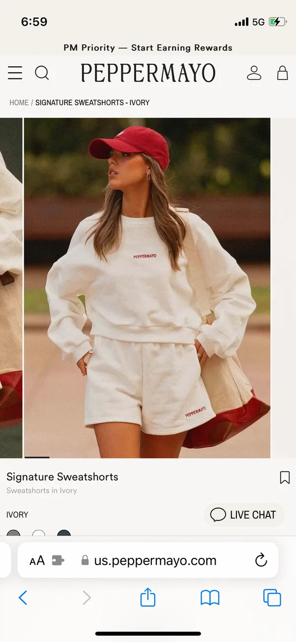 Pepper mayo Signature Sweatshorts - Image 2
