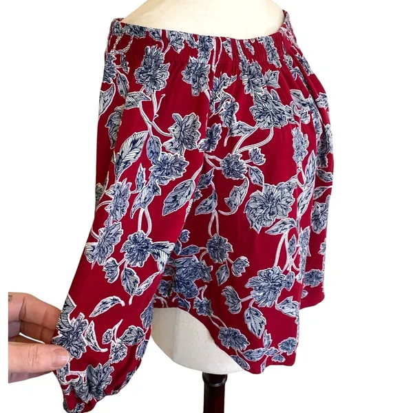 Revolve Splendid Off Shoulder Red/Blue Floral Top‎ - XS - Image 13