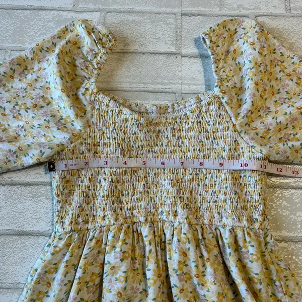Hollister Smocked Floral mini Dress - Image 5