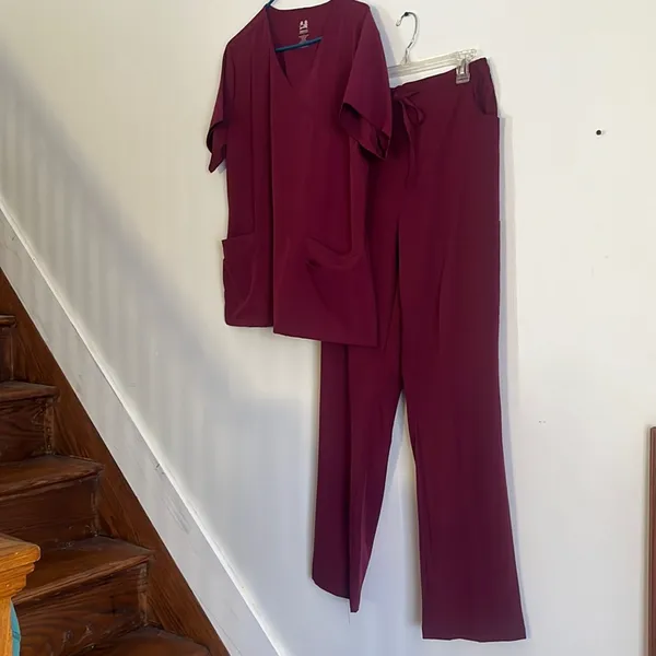 Dagacci stretch scrubs Size L - Image 2