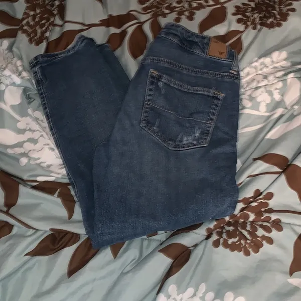 American Eagle destroyed denim - Image 4