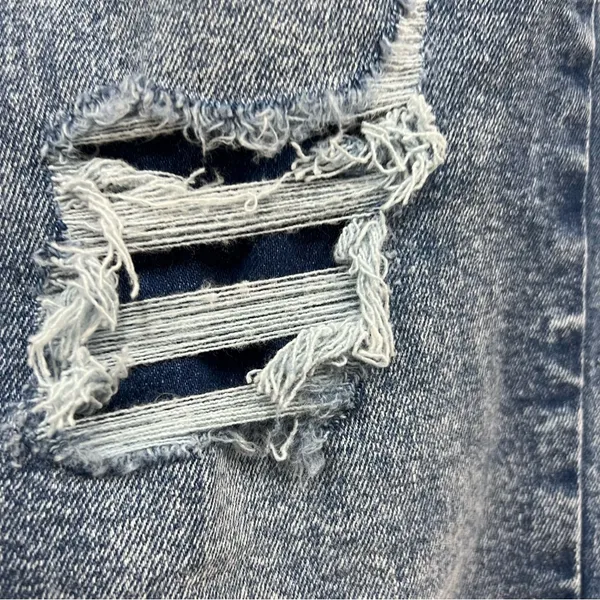 NWT a.n.a size 10p high rise straight Blue denim Jeans Distressed raw hem - Image 11