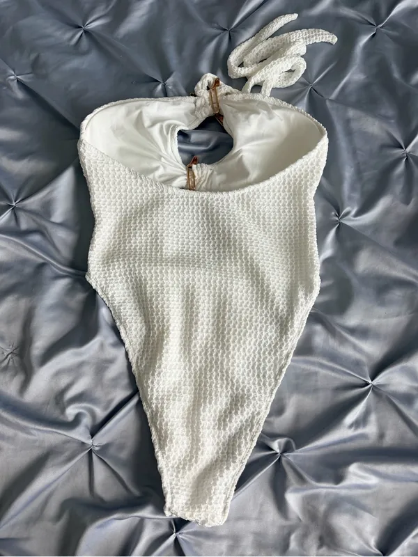 Textured White One-Piece Swimsuit with Starfish Accents - Image 3
