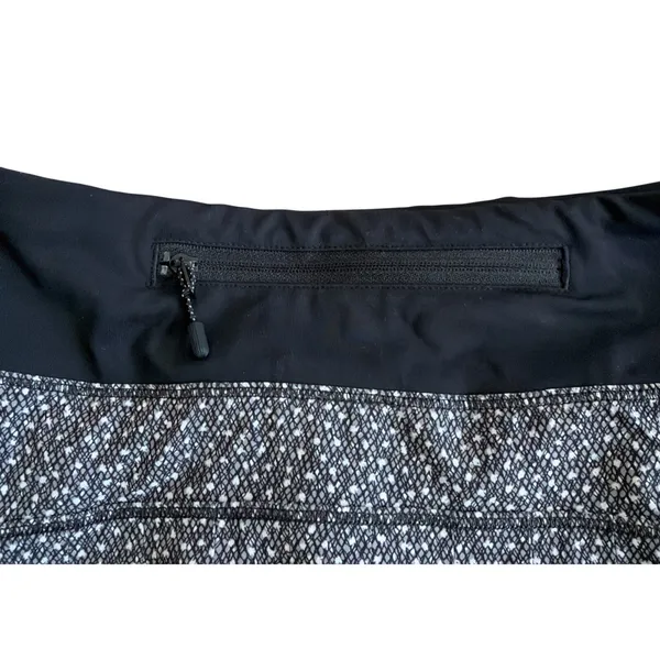 Lululemon Circuit Breaker Skort Frozen Fizz White Black Size 2 Tall 15" - Image 11