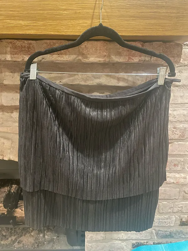 Black Shimmer Mini Skirt - Image 2